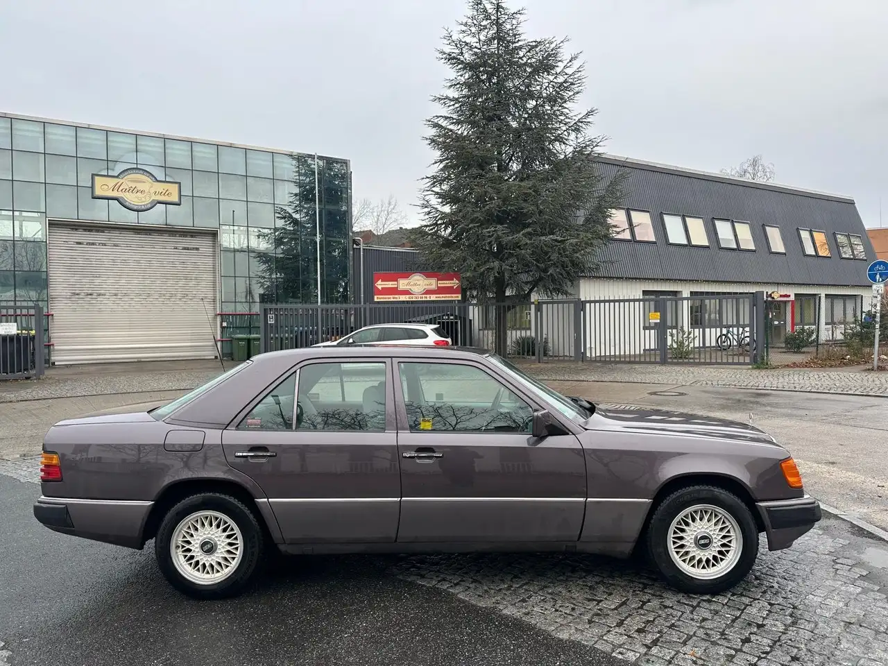Mercedes-Benz E 300 OLDTIMER, foto 5