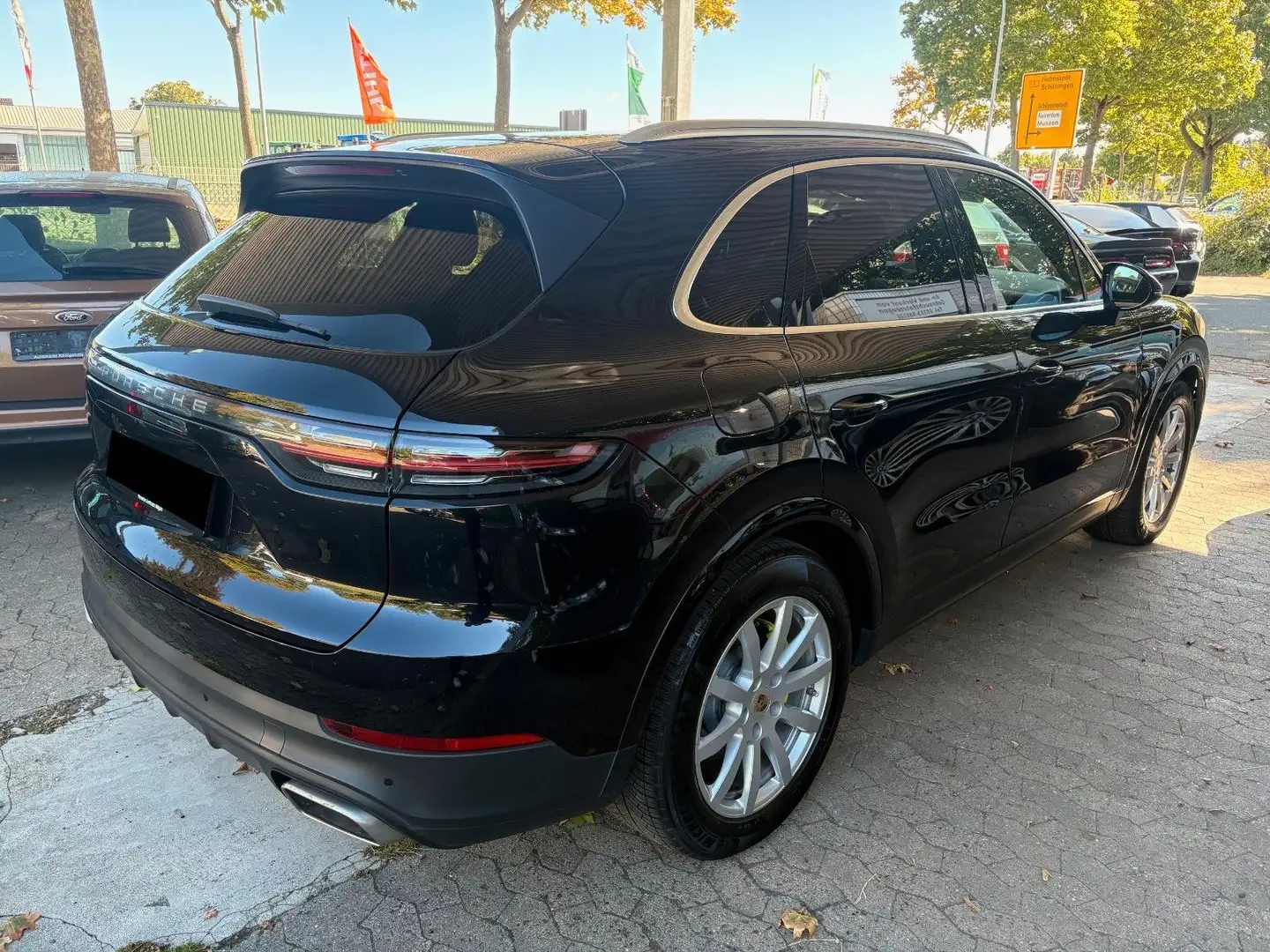 Porsche Cayenne E-Hybrid **Porsche Approved 12.25** Schwarz - 2