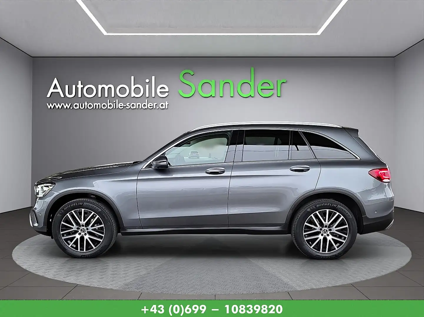 Mercedes-Benz GLC 300 de PHEV 4Matic *1.BESITZ/AHK/LEDER* Grau - 2