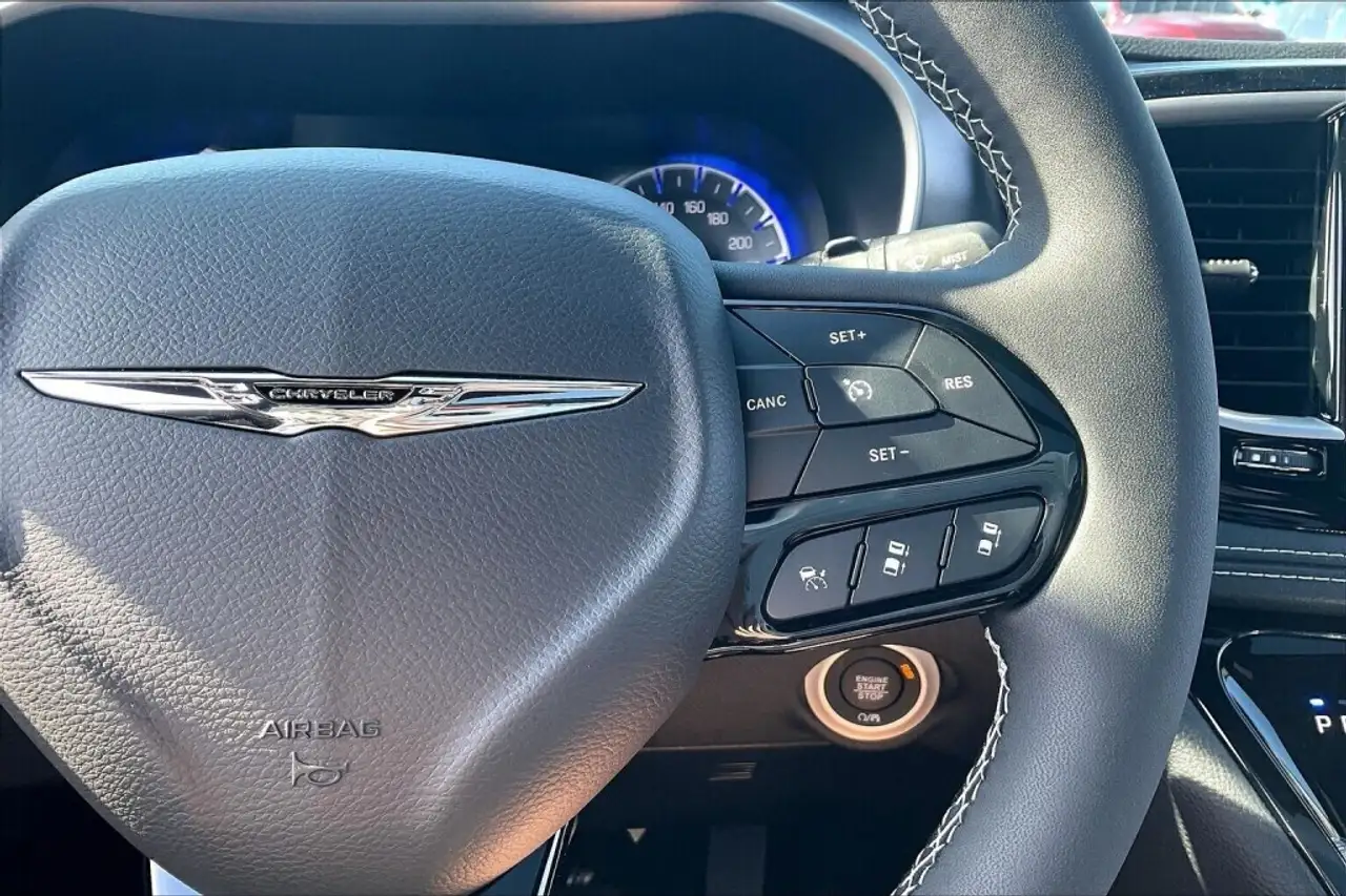 Chrysler Pacifica fotografie Chrysler Pacifica
