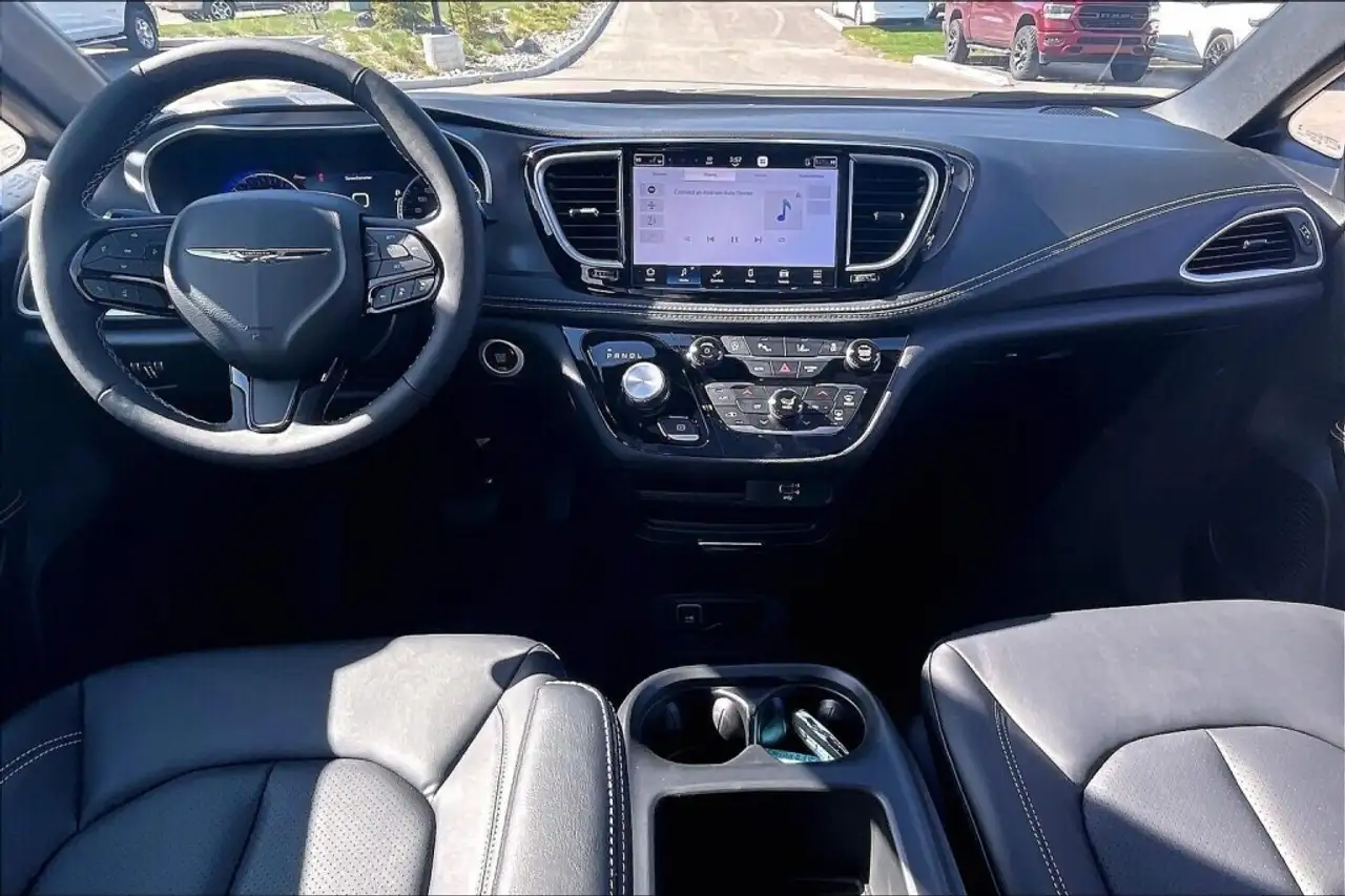 Chrysler Pacifica fotografie Chrysler Pacifica