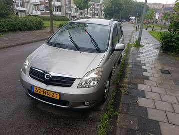 Corolla Verso 1.6 VVT-i Linea Luna