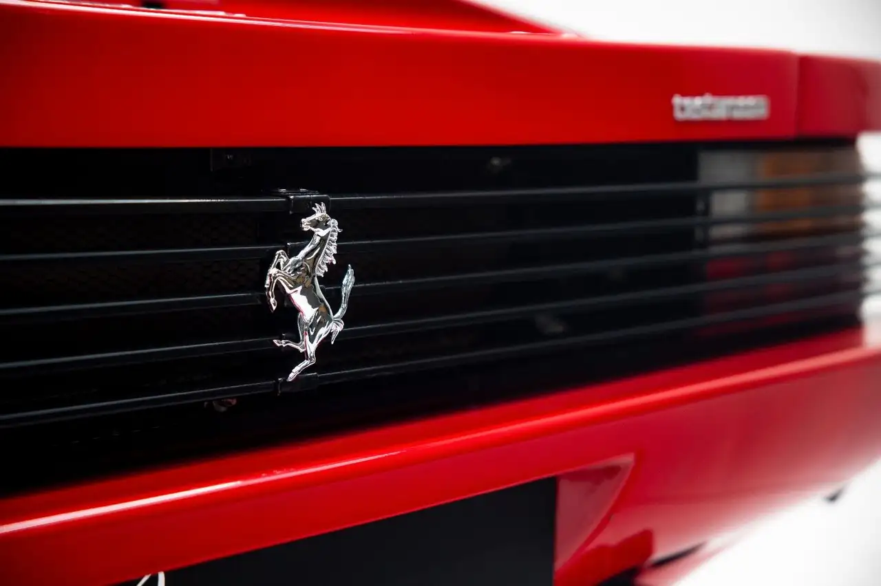 Ferrari Testarossa *Monospecchio-Look*, foto 10
