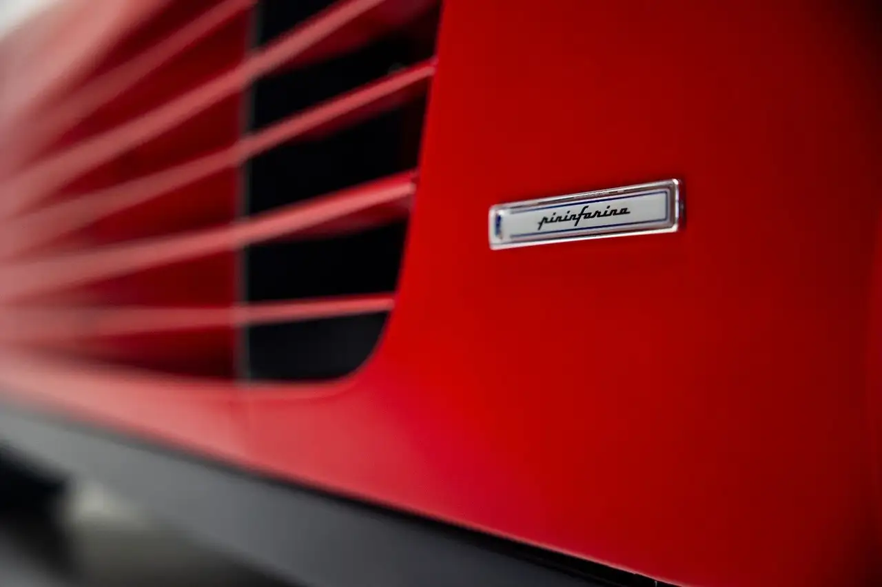 Ferrari Testarossa *Monospecchio-Look*, foto 11