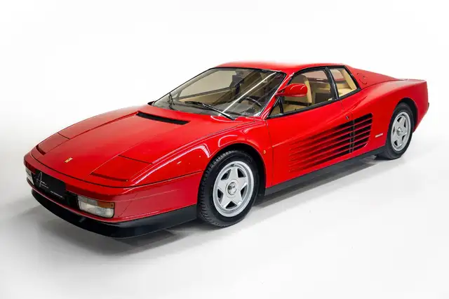 Ferrari Testarossa *Monospecchio-Look*