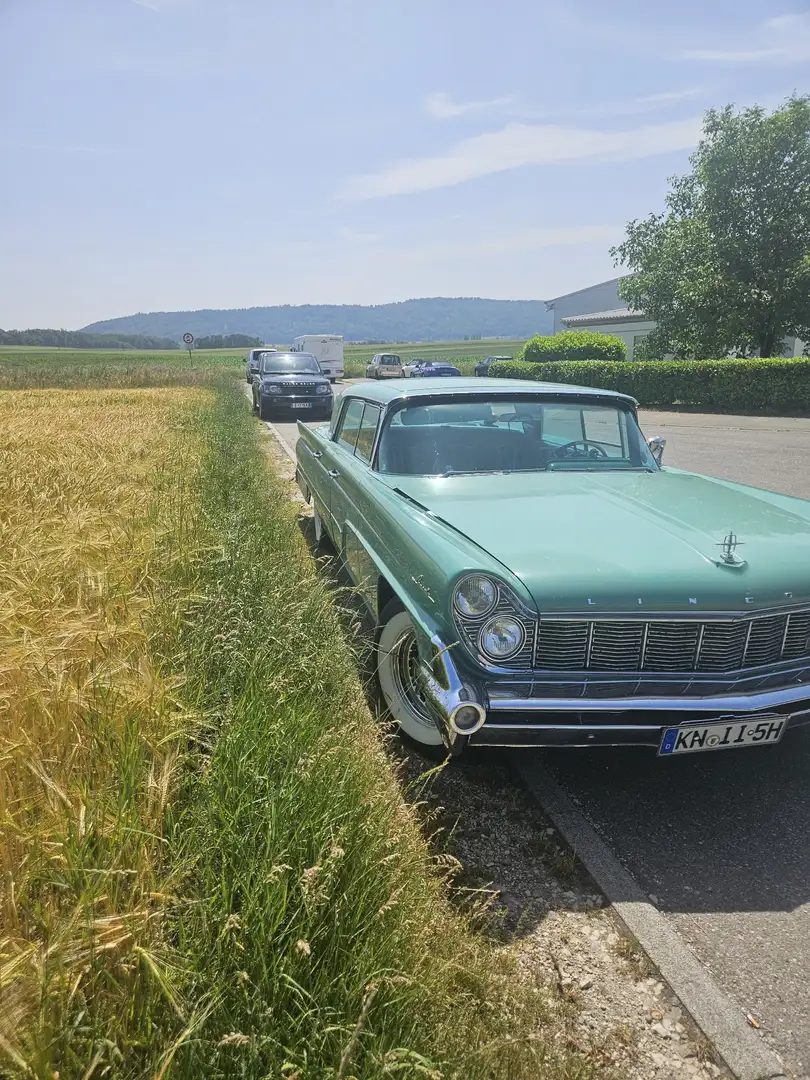 Lincoln Continental Premier - 2