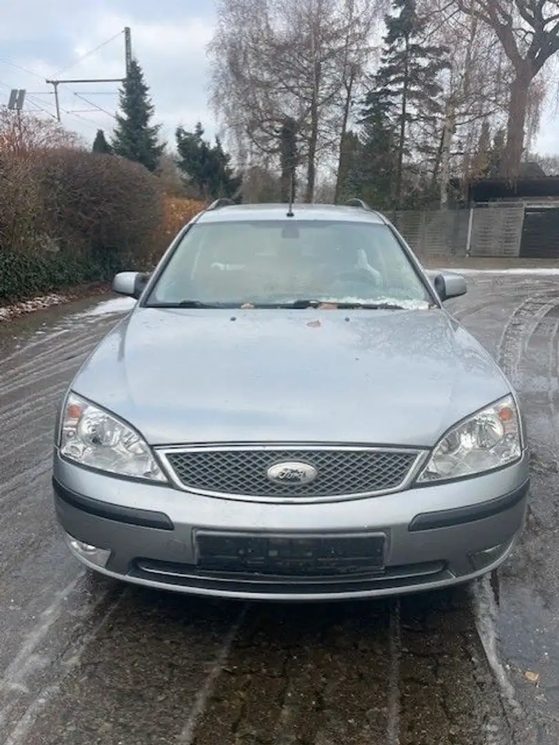 Ford Mondeo Turnier Ghia Silber - 2