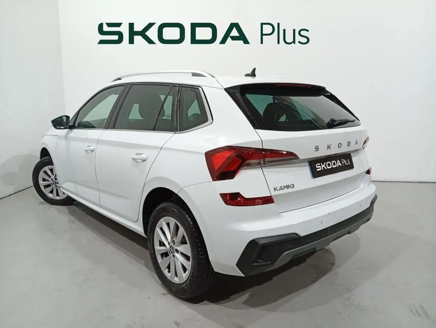 Skoda Kamiq 1.0 TSI Selection 85kW Blanco - 2