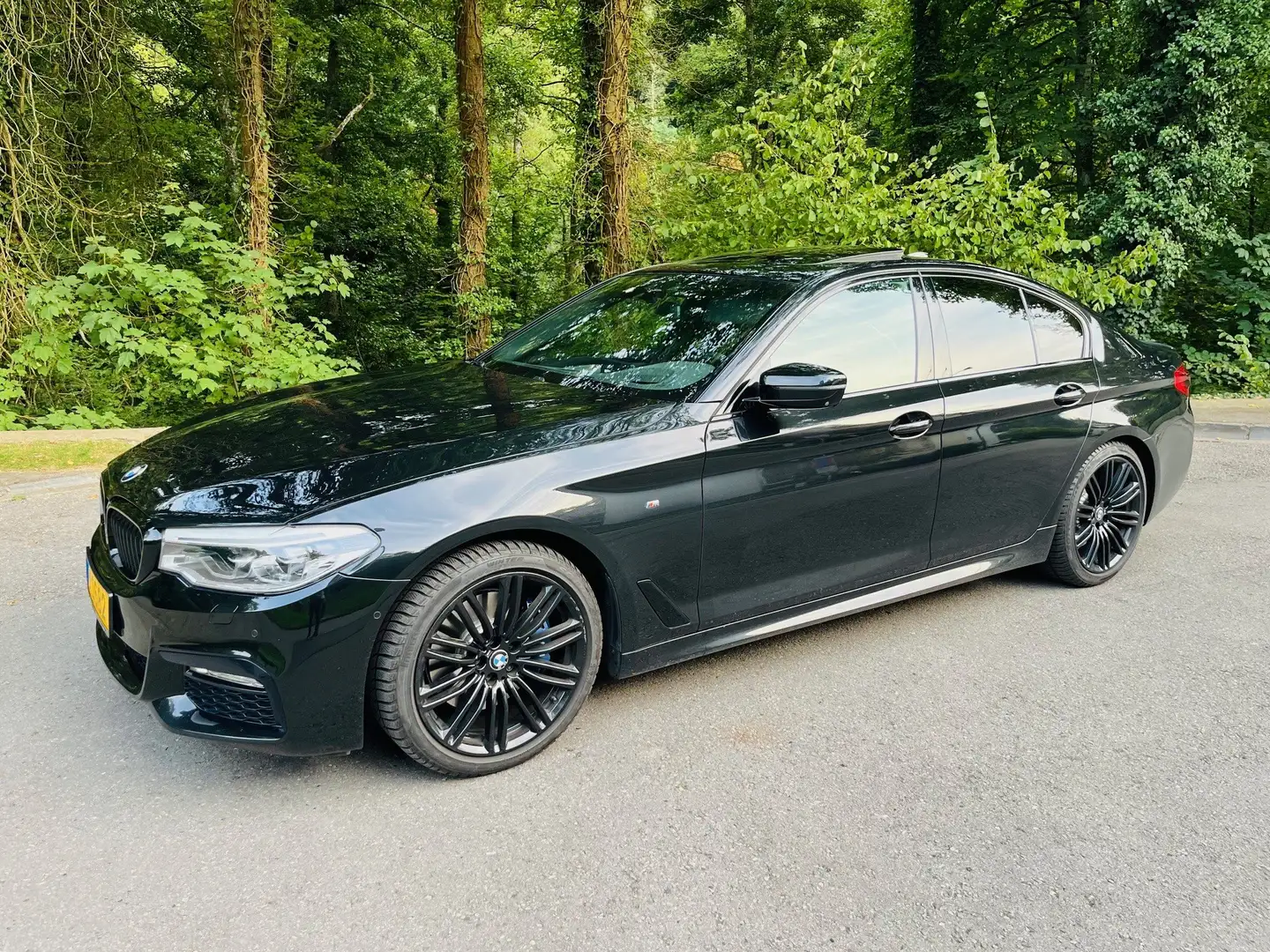 BMW 530 530i xDrive Aut. M Sport Line Noir - 1