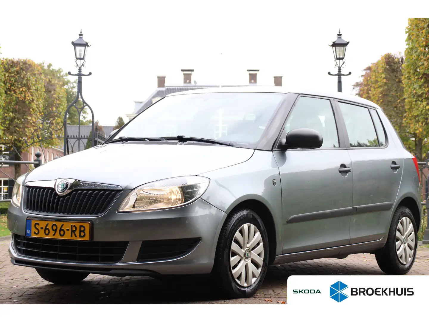 Skoda Fabia 1.2 ACTIVE | PRACHTIGE STAAT! | VOLLEDIG ONDERHOUD Gris - 1