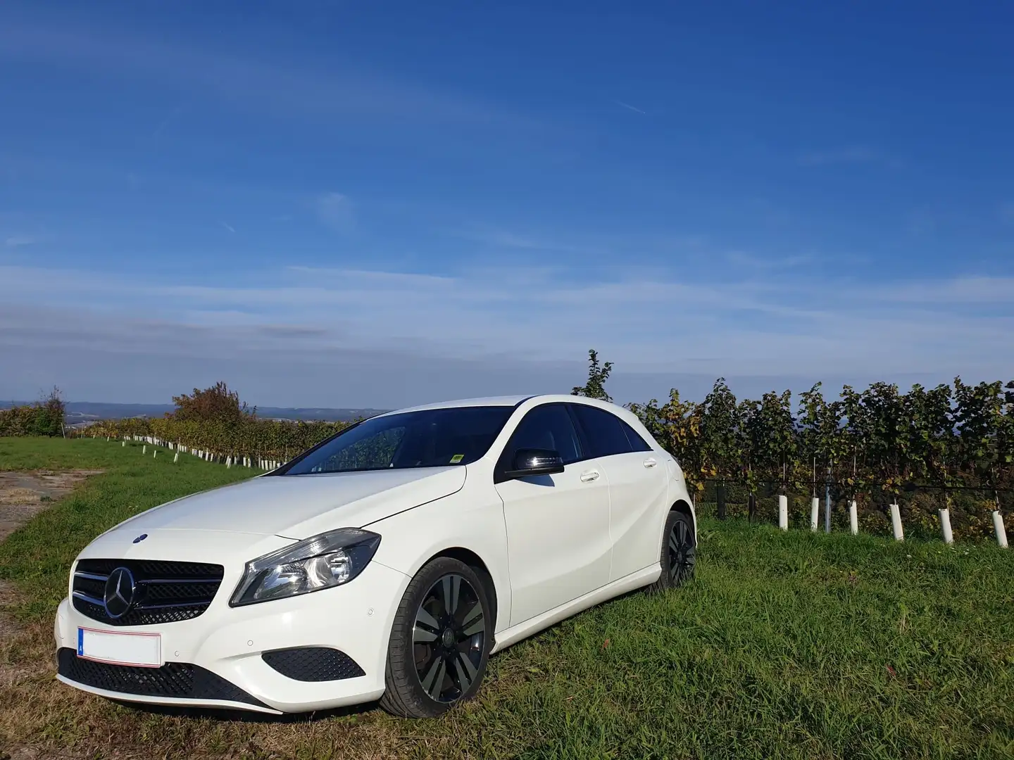 Mercedes-Benz 180 Urban A 180 BlueEfficiency Wit - 2