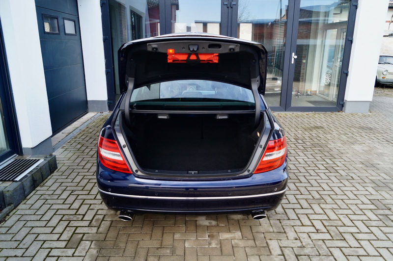 Mercedes-Benz C 300 CDI 4Matic-XENON-STANDHZG-SPUR-LEDER- — photo 8