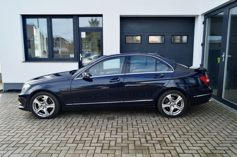 Mercedes-Benz C 300 CDI 4Matic-XENON-STANDHZG-SPUR-LEDER- — photo 5