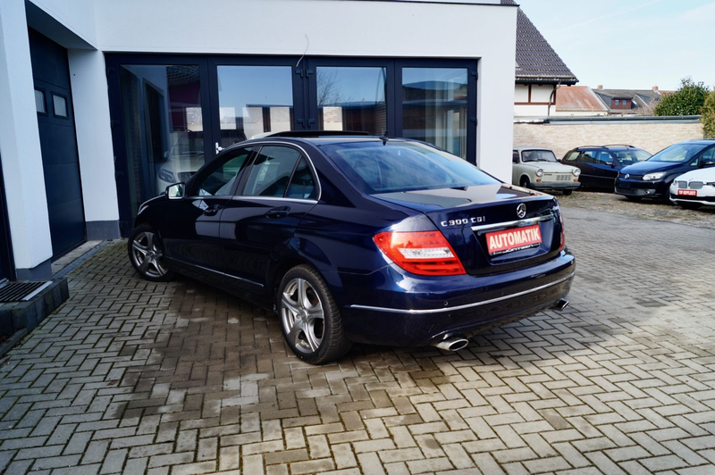 Mercedes-Benz C 300 CDI 4Matic-XENON-STANDHZG-SPUR-LEDER- — photo 6