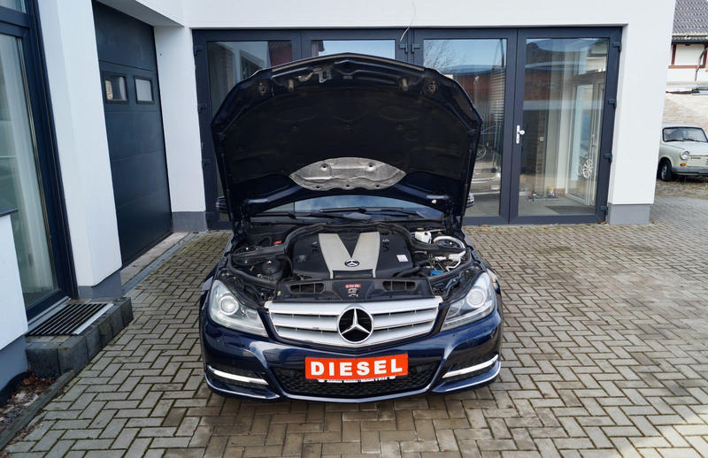 Mercedes-Benz C 300 CDI 4Matic-XENON-STANDHZG-SPUR-LEDER- — photo 4