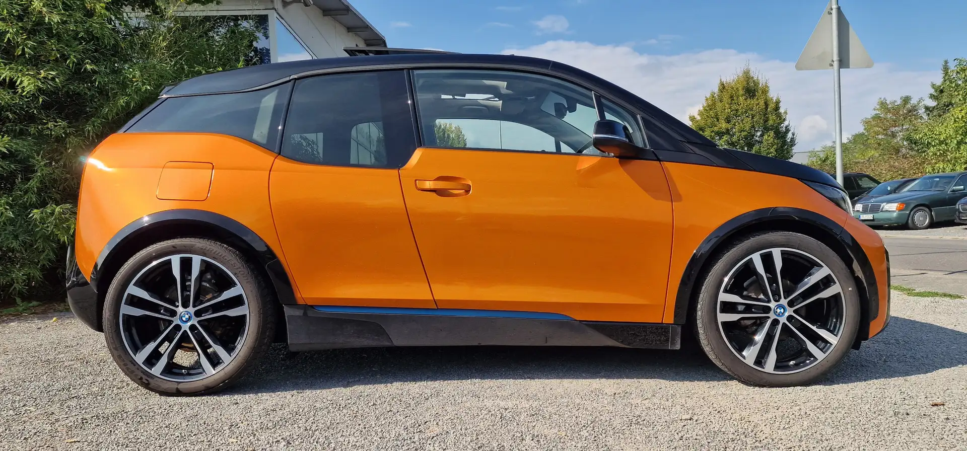 BMW i3 s SPORT 120 Ah UNIKAT FOLIERUNG GSD Driv+ NaviProf Orange - 2