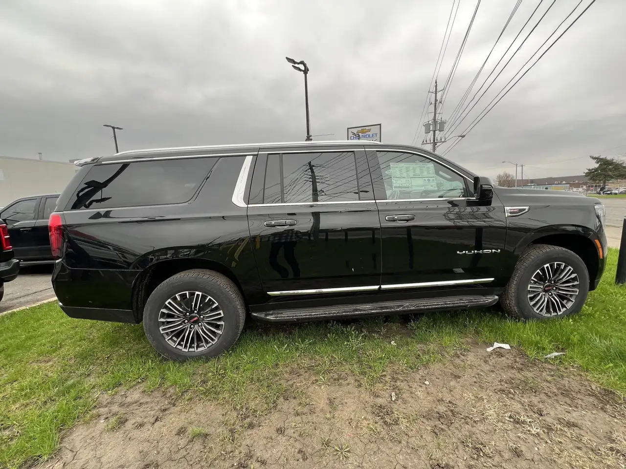 GMC Yukon снимка GMC Yukon