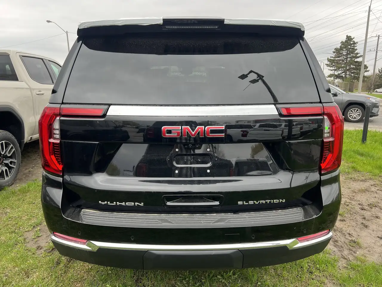 GMC Yukon снимка GMC Yukon