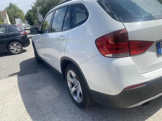 BMW X1 view 13