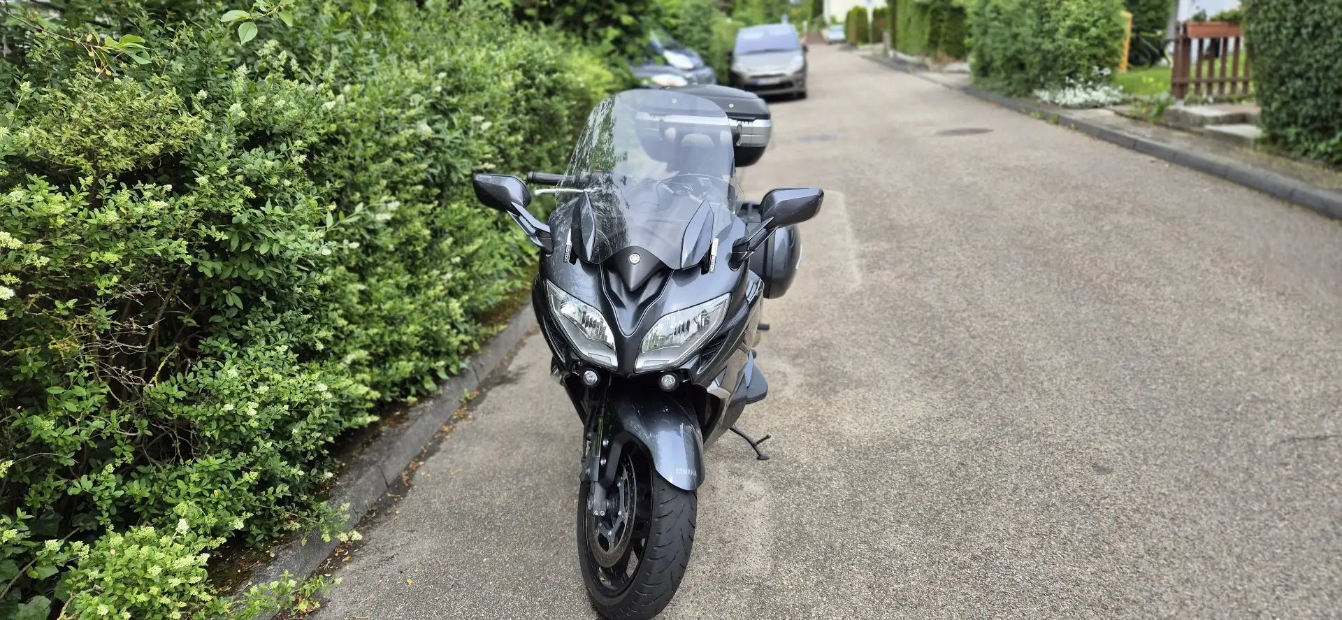 Yamaha FJR 1300 Sportstourer Grau - 1