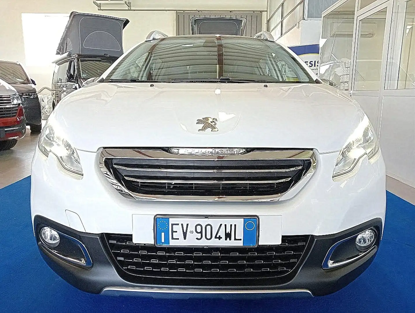 Peugeot 2008 1.2 82cv ALLURE TETTO PANORAMICO UNIPROPR Wit - 2