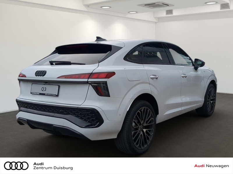 Audi Q3 Sportback TFSI S tronic Sportpaket Navi Leder LED — photo 3