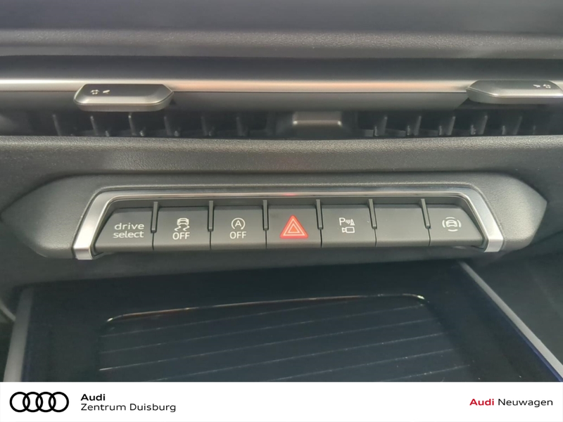 Audi Q3 Sportback TFSI S tronic Sportpaket Navi Leder LED — photo 14