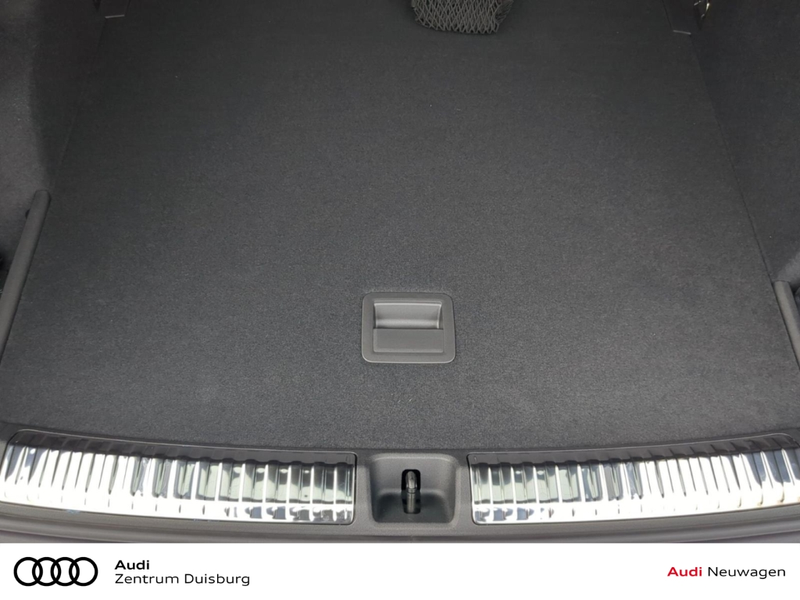Audi Q3 Sportback TFSI S tronic Sportpaket Navi Leder LED — photo 7