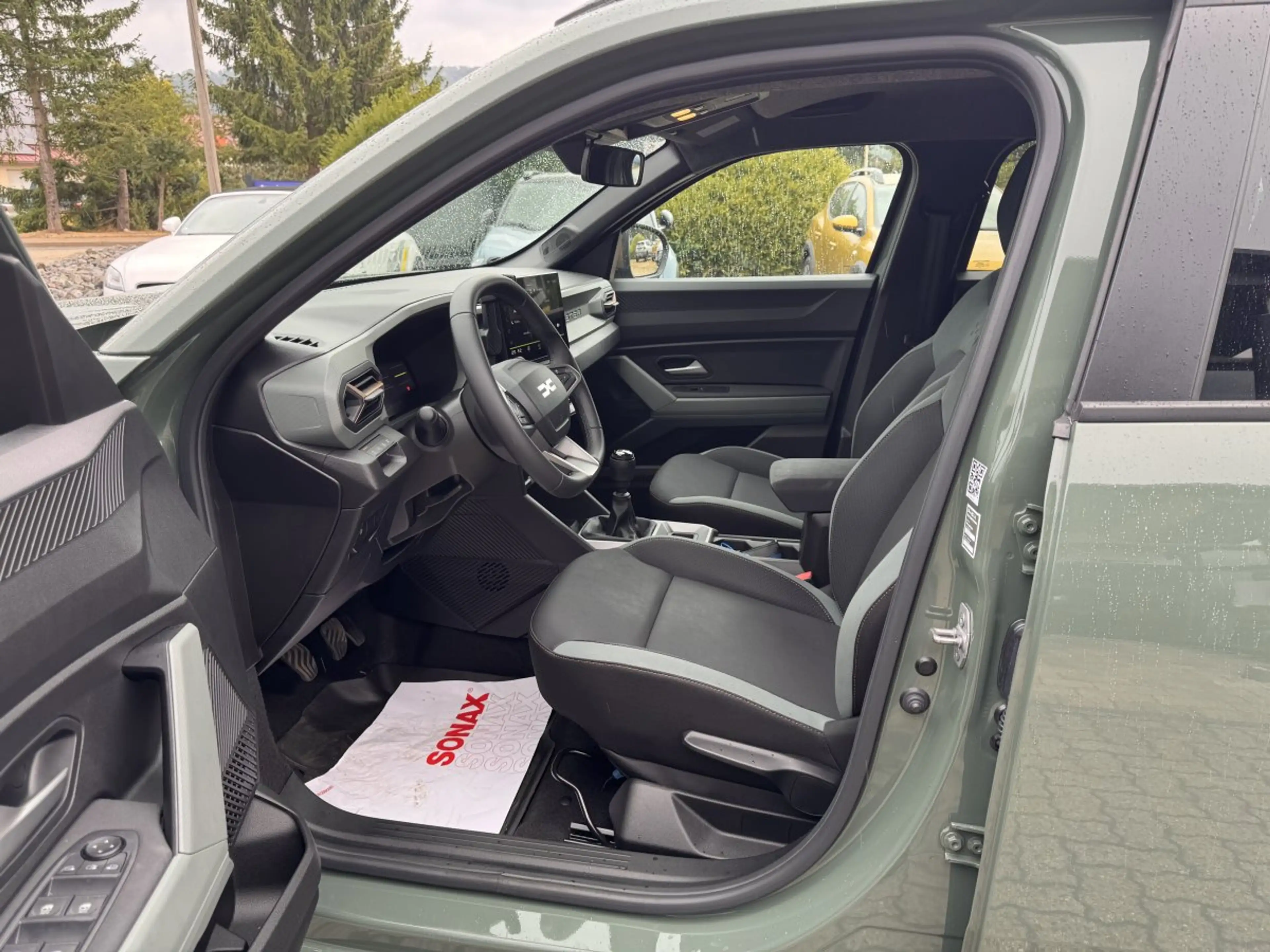 Dacia Duster III 1.2 TCe 130 Extreme — photo 9