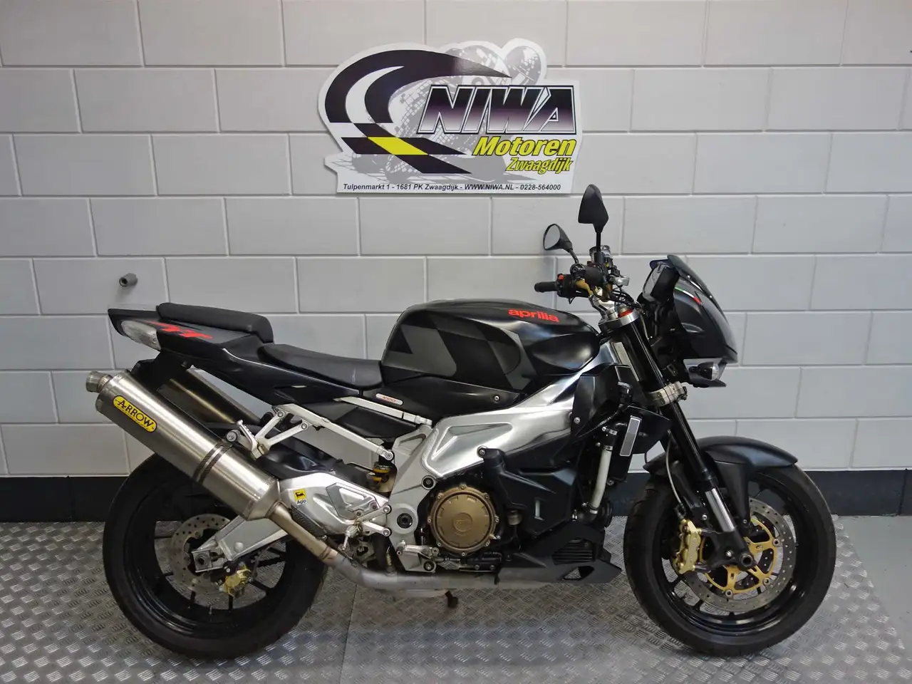 Aprilia Tuono