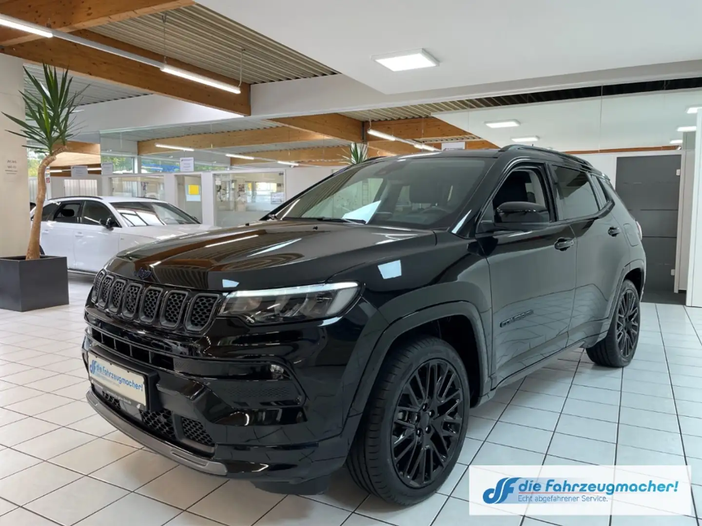 Jeep Compass S Plug-In Hybrid 4WD Navi Soundsystem 360 Kamera L Schwarz - 2