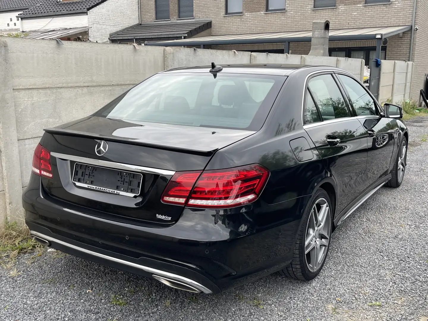 Mercedes-Benz E 220 Classe E220 /PACK AMG/ carnet entretien mercedes - 2
