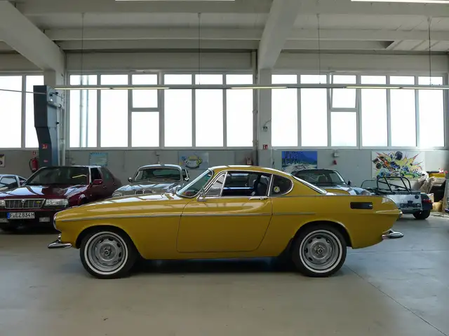 Volvo P1800