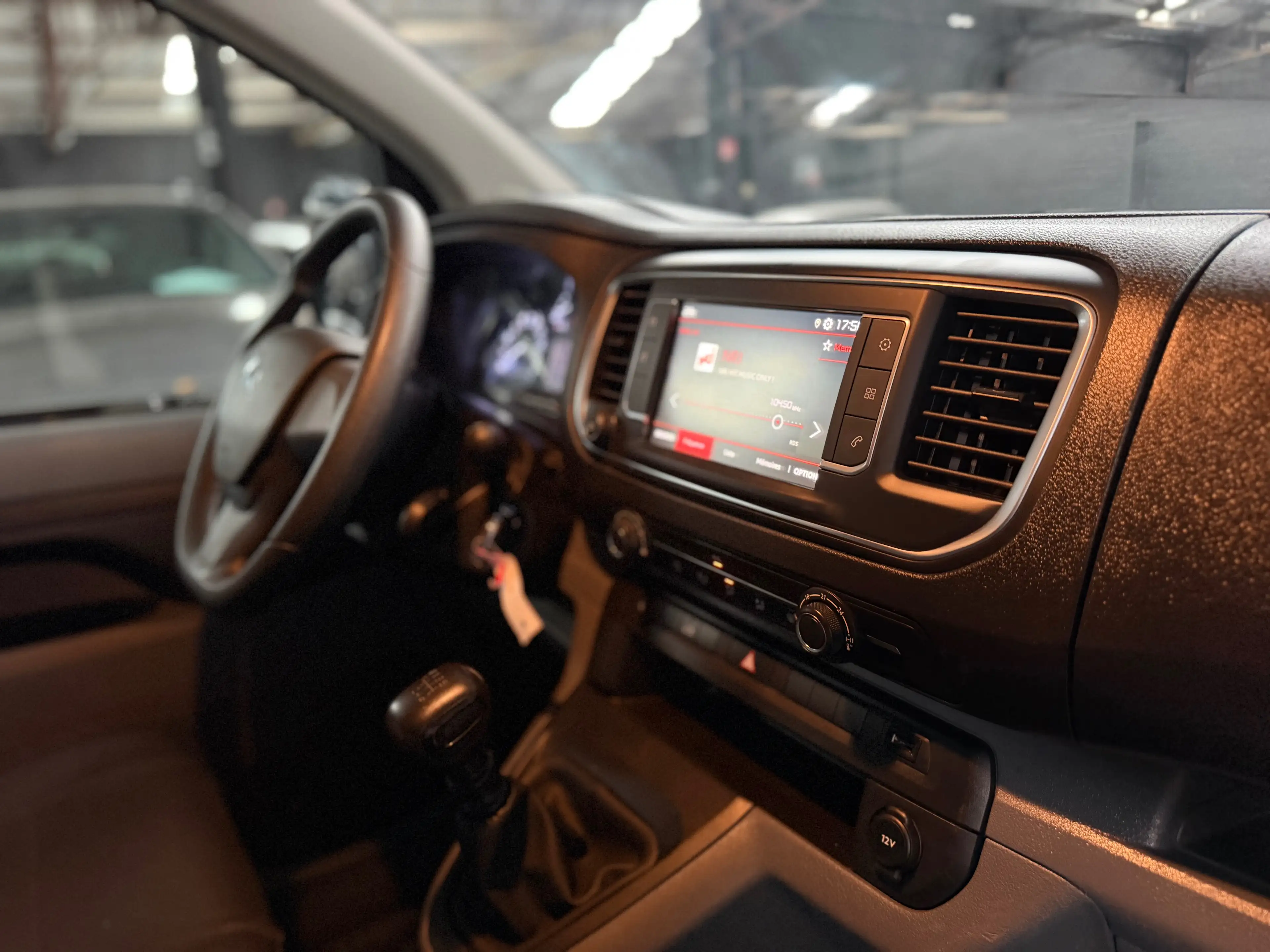 Citroen Jumpy — photo 14