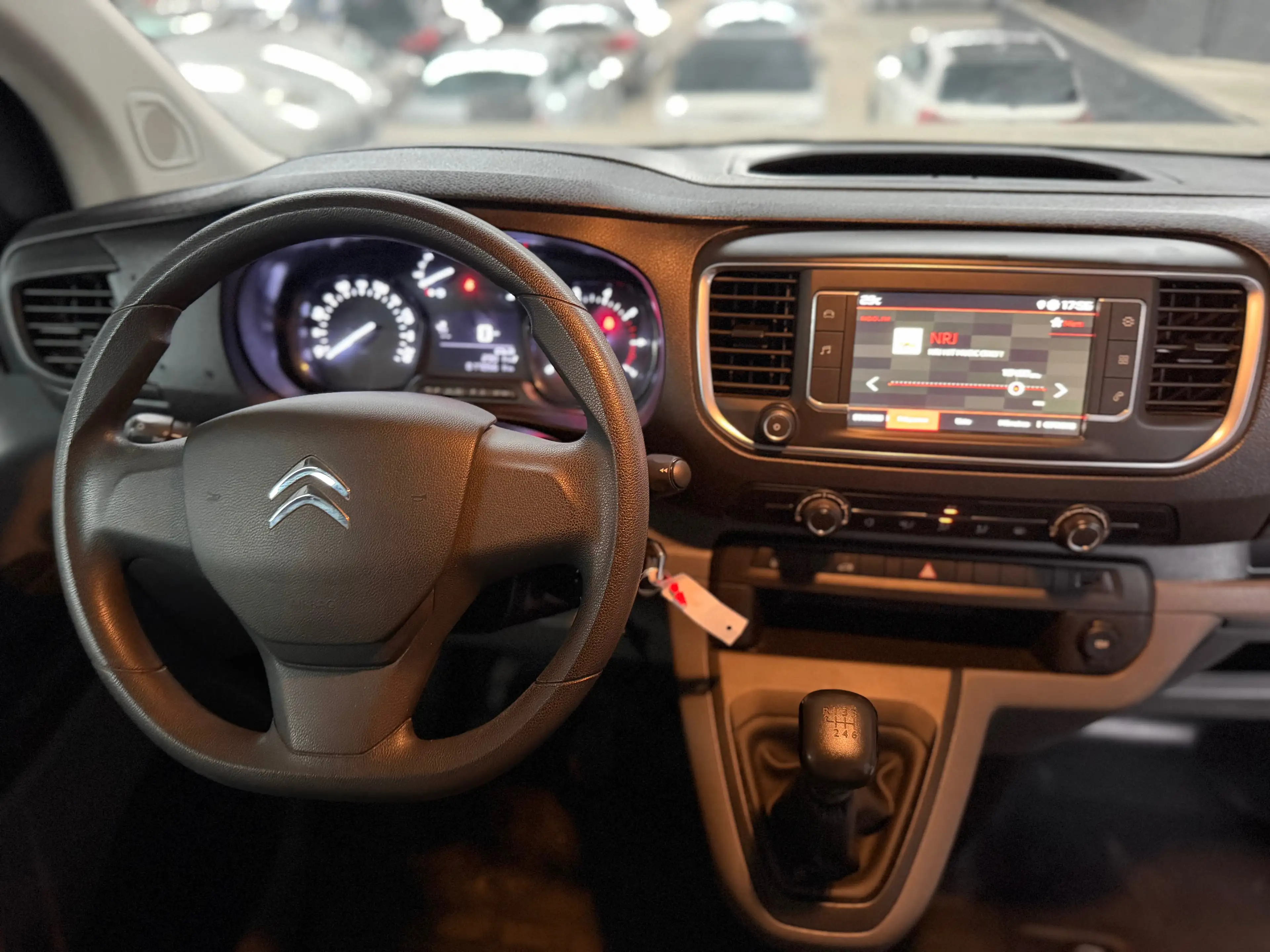 Citroen Jumpy — photo 12