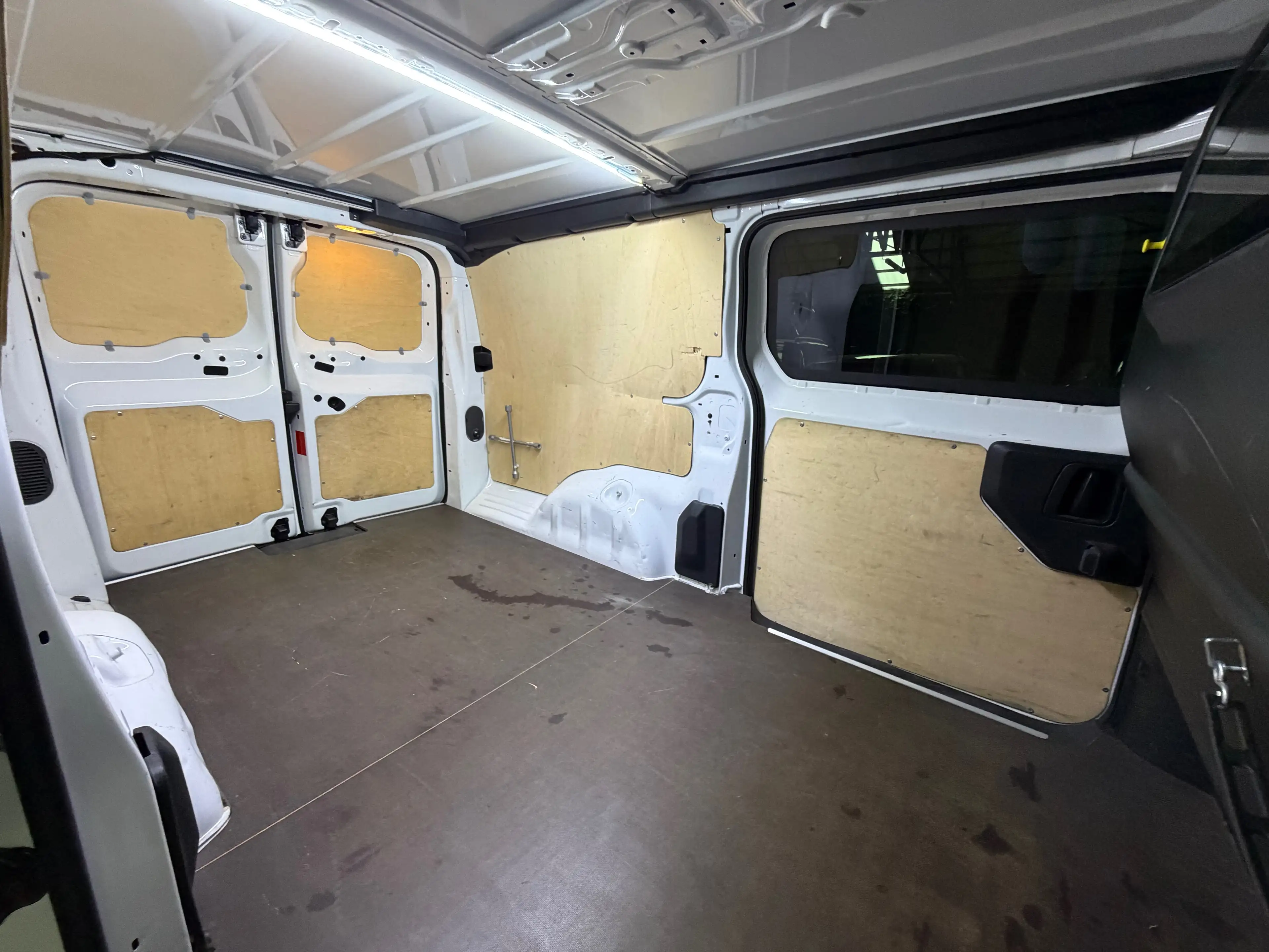 Citroen Jumpy — photo 11