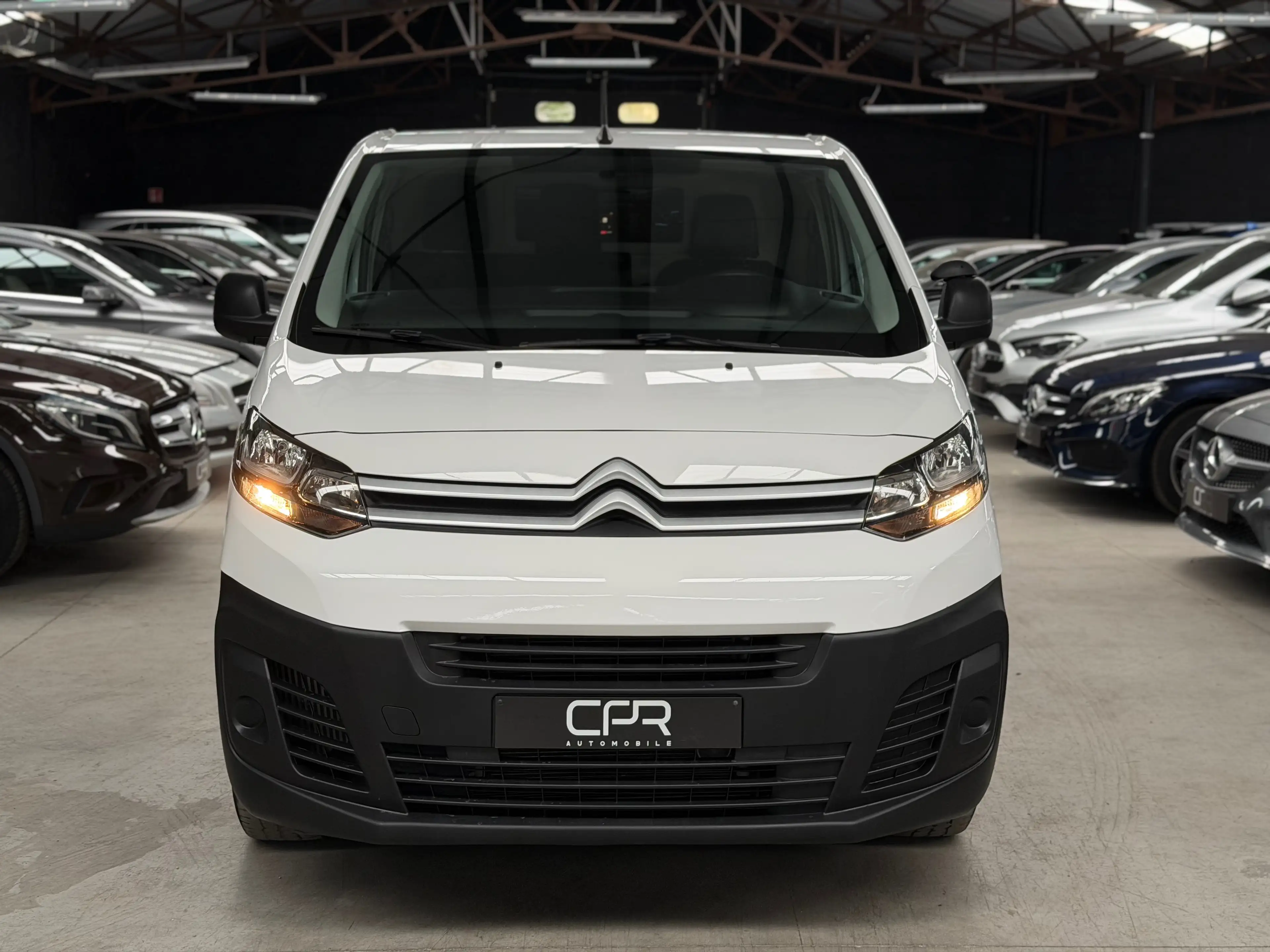 Citroen Jumpy — photo 2