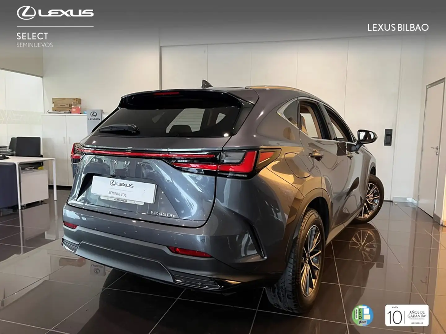 Lexus NX 450h+ Premium+ 4WD Gris - 2