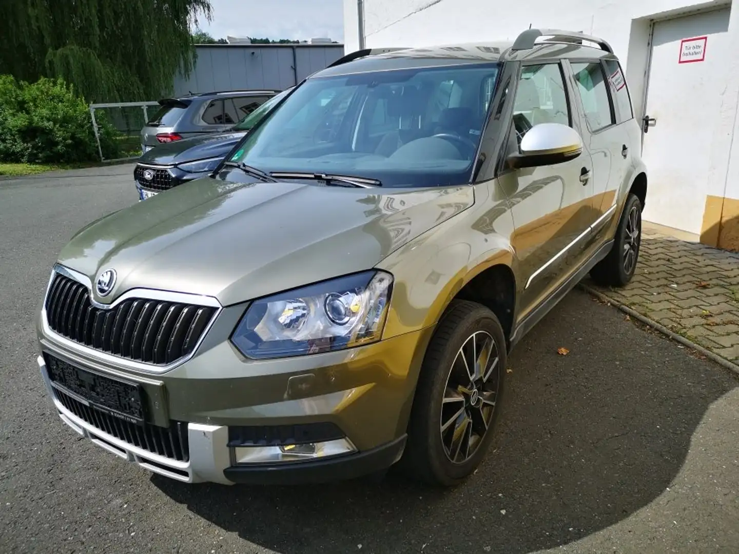 Skoda Yeti Outdoor 1.4 TSI Cool Edition Grün - 1