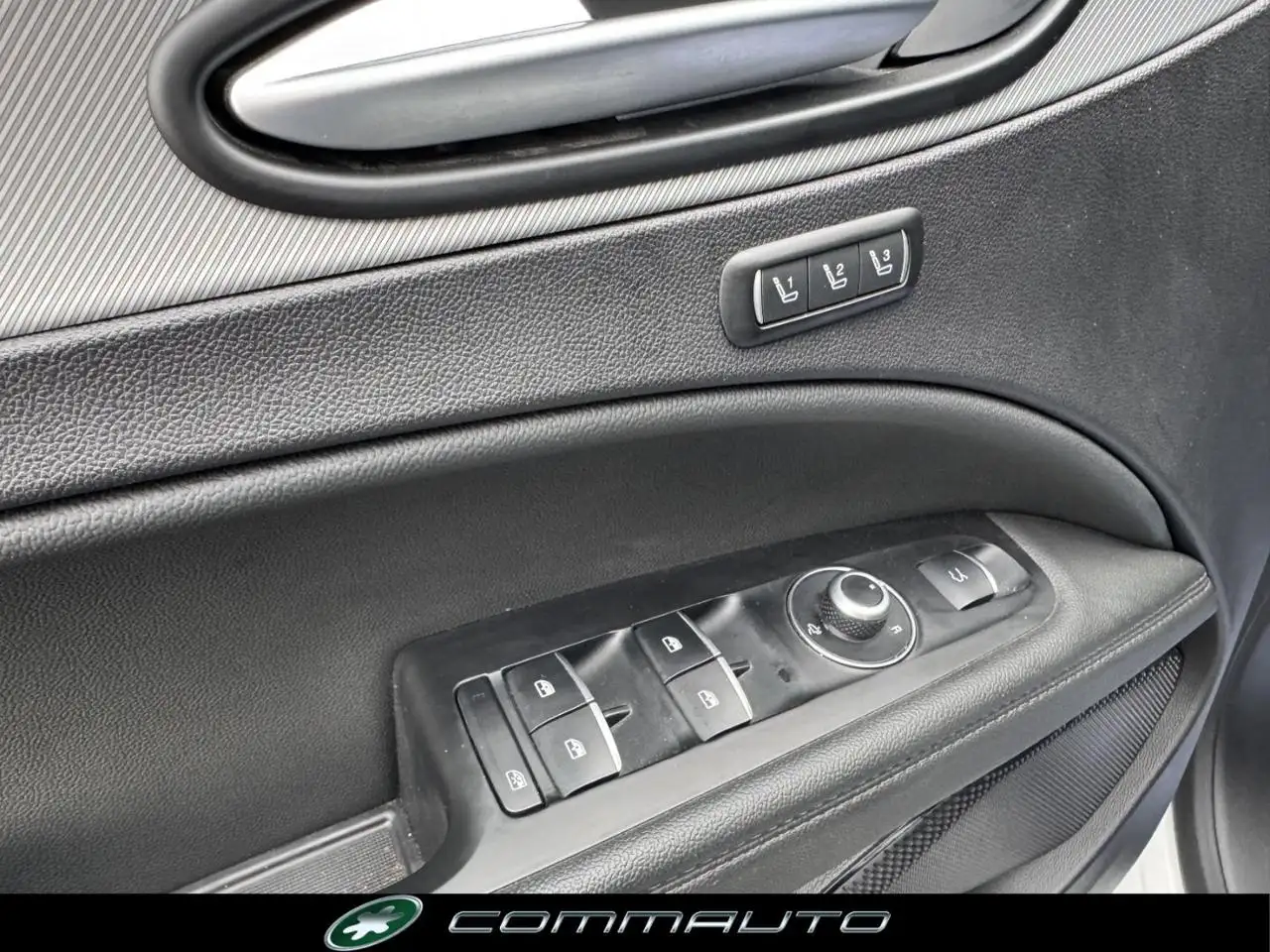 Alfa Romeo Stelvio 2024 — фото 14