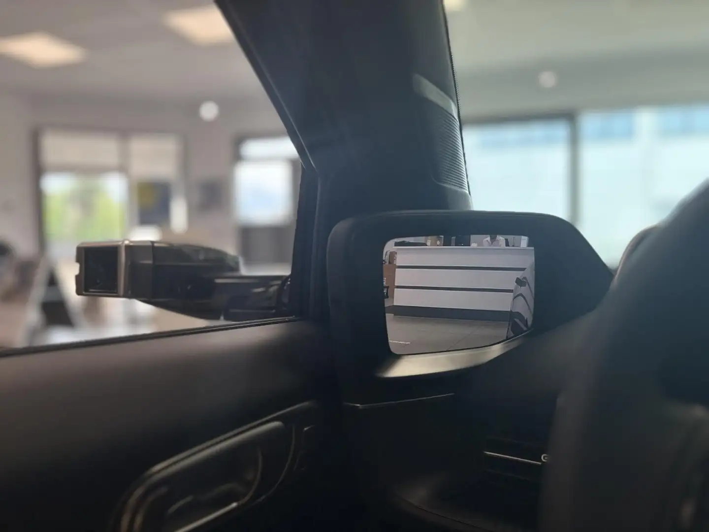 Hyundai IONIQ 6 UNIQ IN MATT+DIG.AUSSENSPIEGEL+GLASDACH! Klima Gris - 2