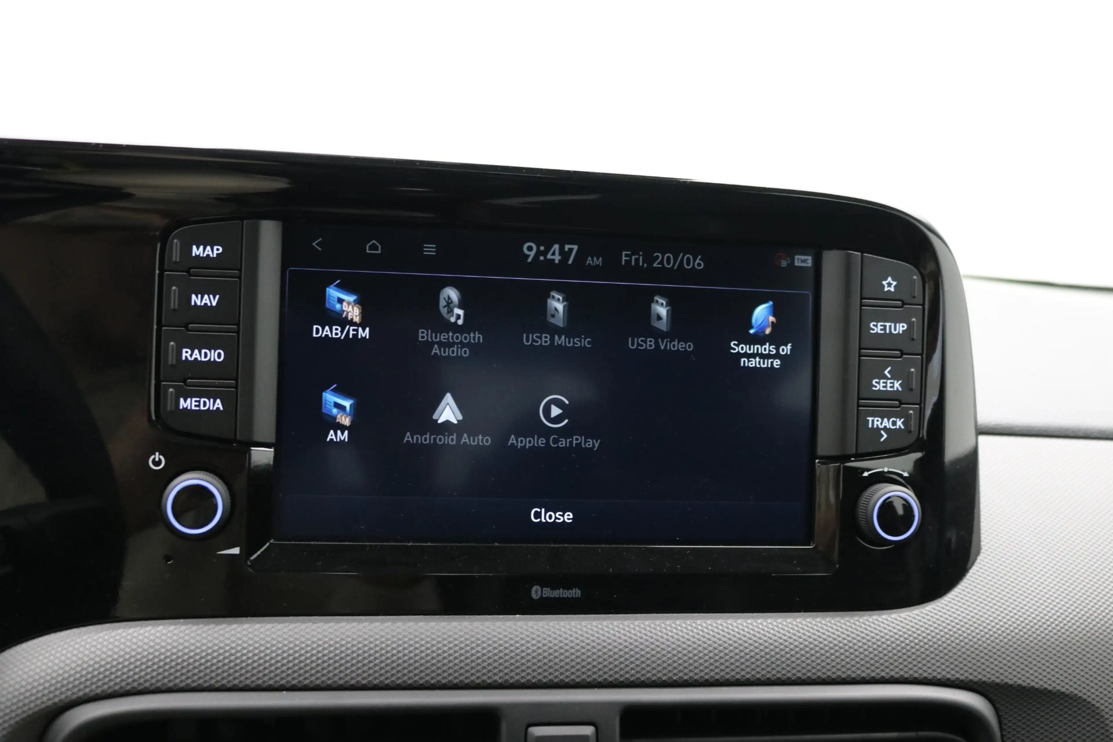 Hyundai i10 1.0 Comfort Smart / Navigatie / Camera / Apple Car — photo 31