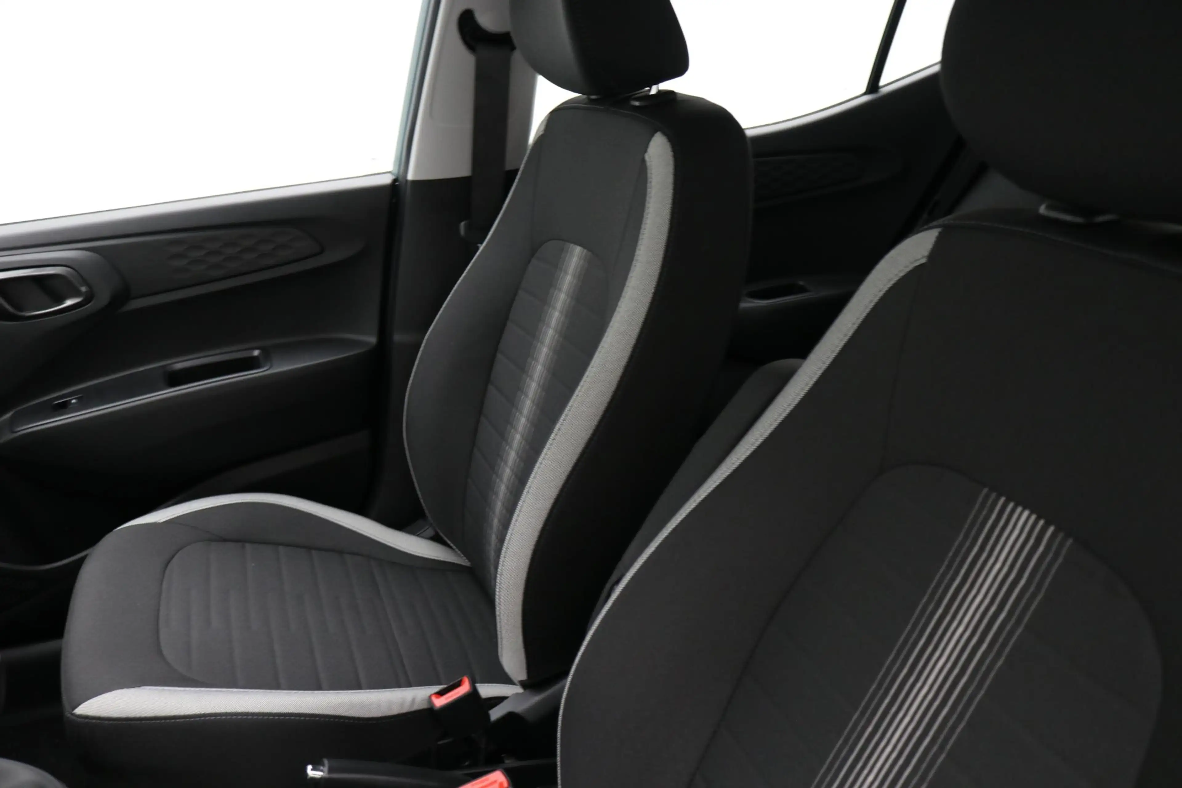 Hyundai i10 1.0 Comfort Smart / Navigatie / Camera / Apple Car — photo 5