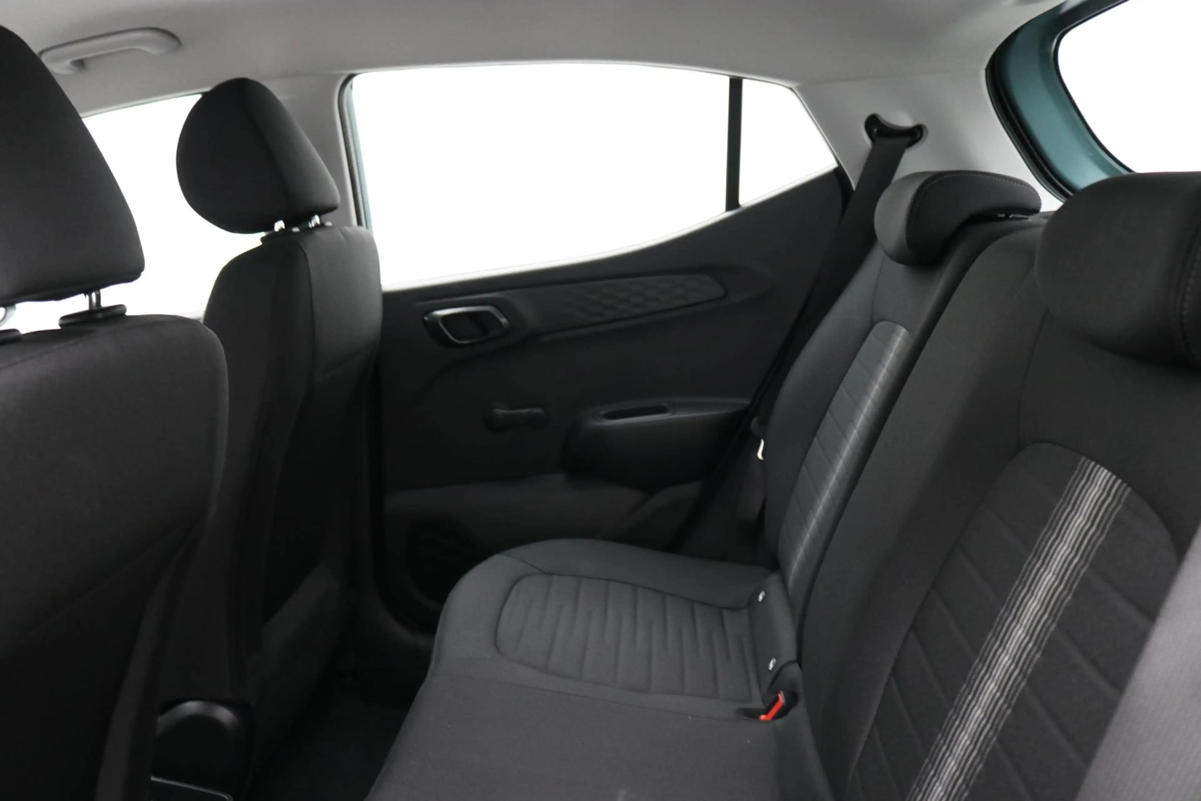 Hyundai i10 1.0 Comfort Smart / Navigatie / Camera / Apple Car — photo 6