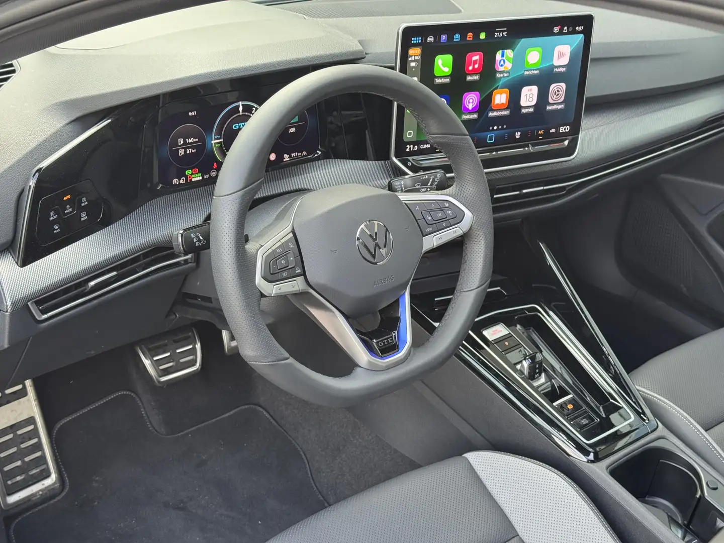 Volkswagen Golf GTE 1.5 eHybrid 272PK Trekhaak | Pano | HUD | Garantie Grijs - 2