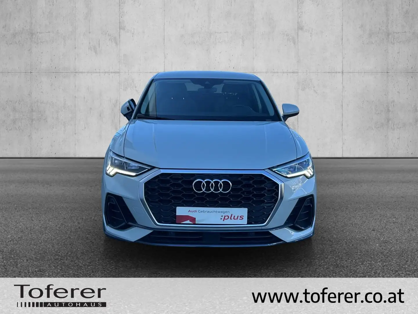 Audi Q3 35 TDI Silber - 2
