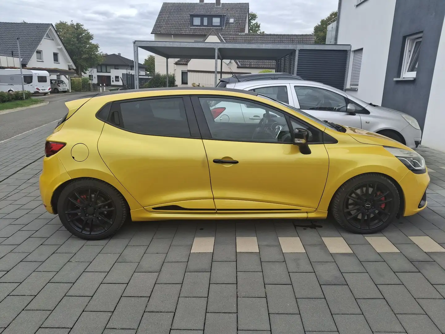 Renault Clio Clio 1.6 Turbo R.S. EDCRenault Sport Gelb - 2