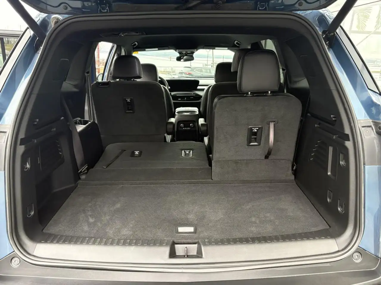 Buick Enclave снимка Buick Enclave