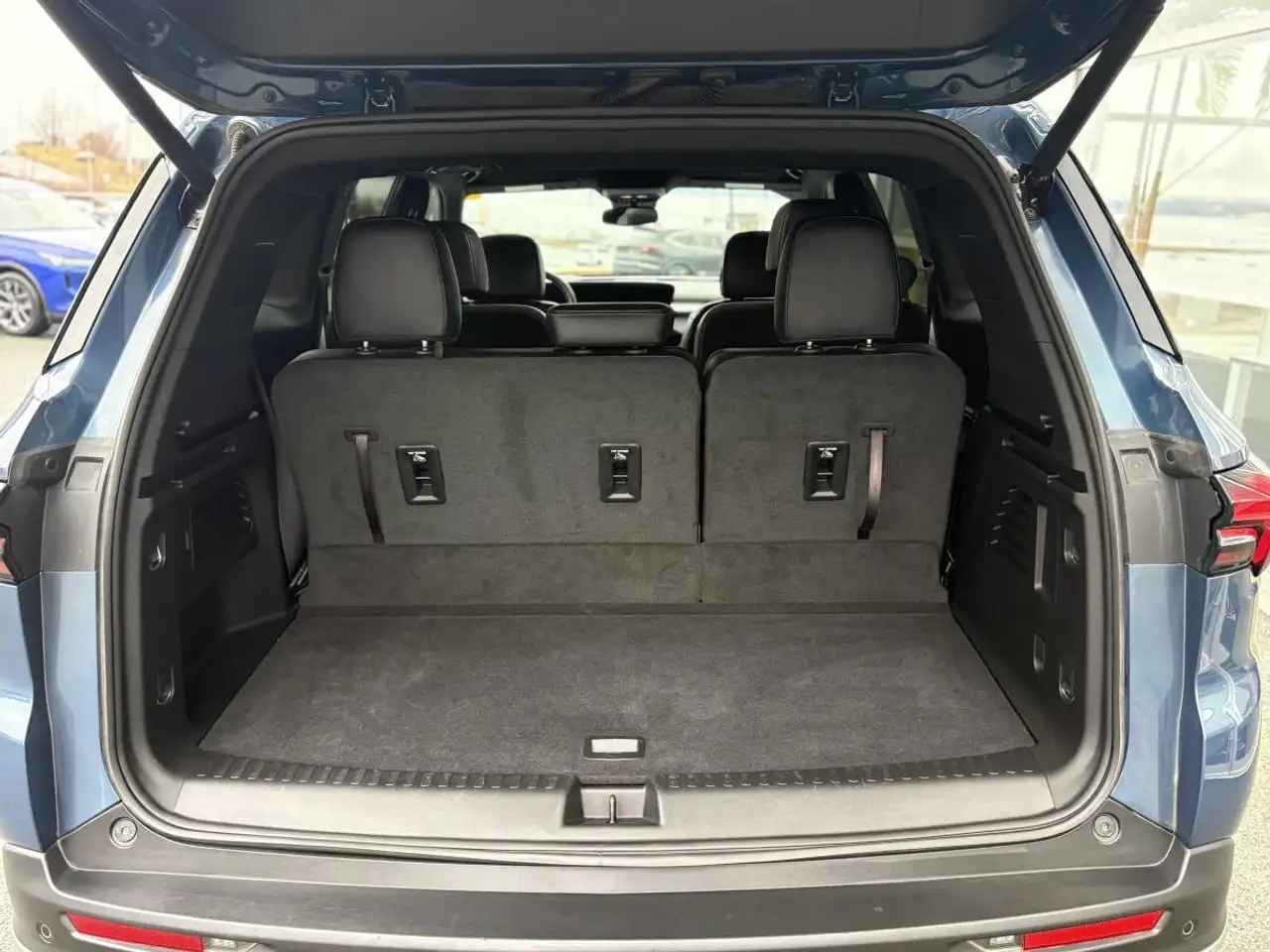 Buick Enclave снимка Buick Enclave