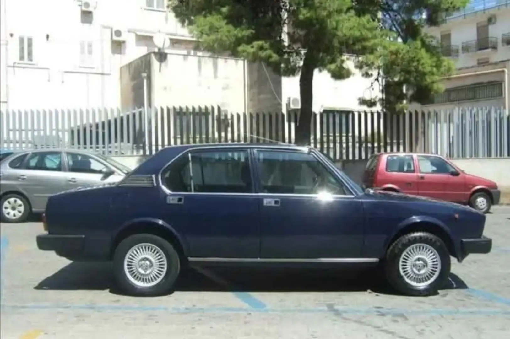 Alfa Romeo Alfetta 2.0 L - 1